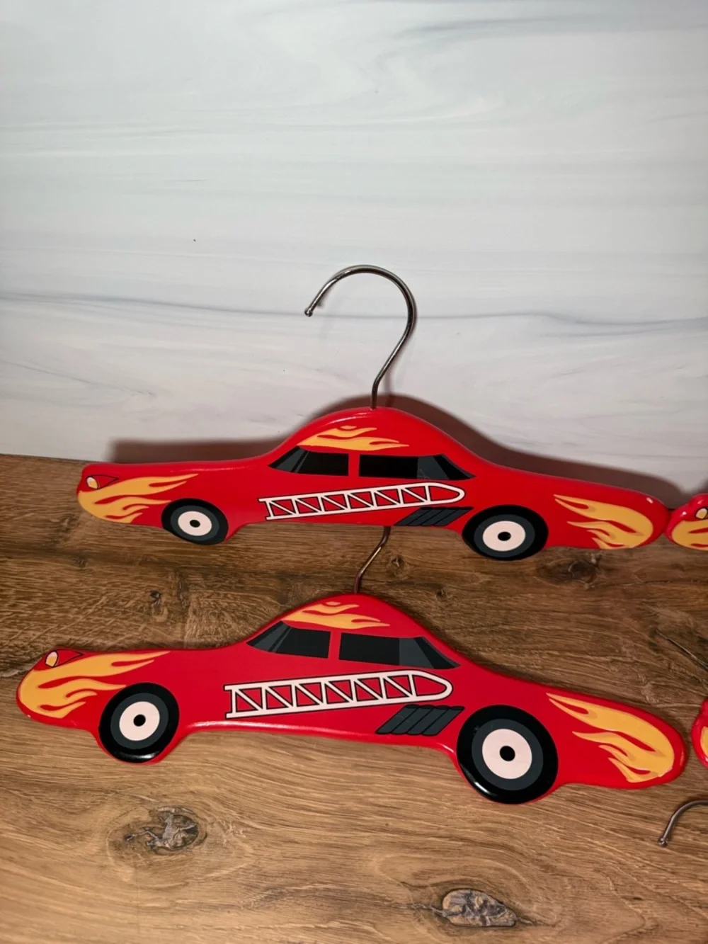 Kidorable Fire Engine Wooden Hangers Set 5